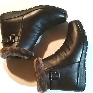 Dark Chocolate Brown Shearling Lined Ankle Booties NEW Patrizia by Spring Step